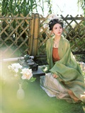 YITUYU艺图语 2025.01.06 芙蓉送秋 我不是肚子-3-(34)